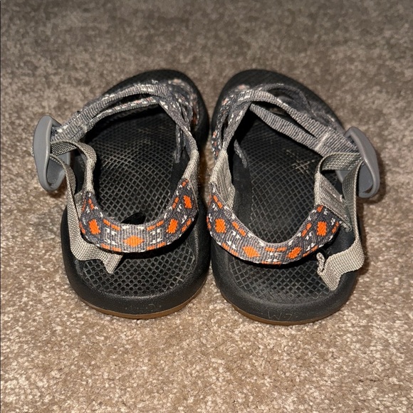 Chaco Women's Gray and Orange Sandals - size 7 - Picture 5 of 8